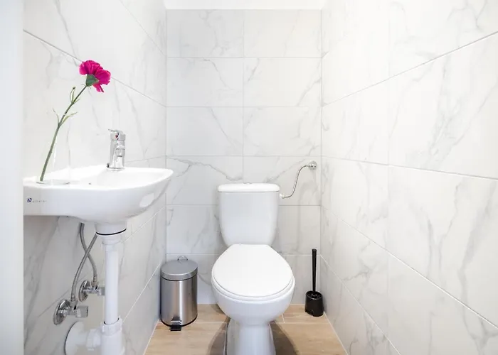 Bpr Blooming Design With A/c *