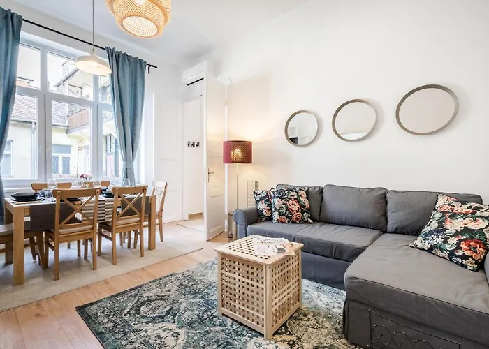 Appartement Bpr Blooming Design With A/c